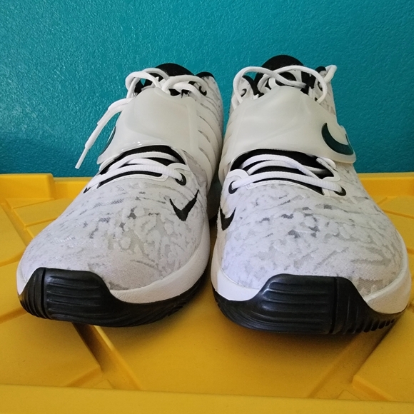 Nike KD 14 TB White/Black Size 16.5 Kevin Durant Basketball Shoe Big and Tall - Picture 9 of 11